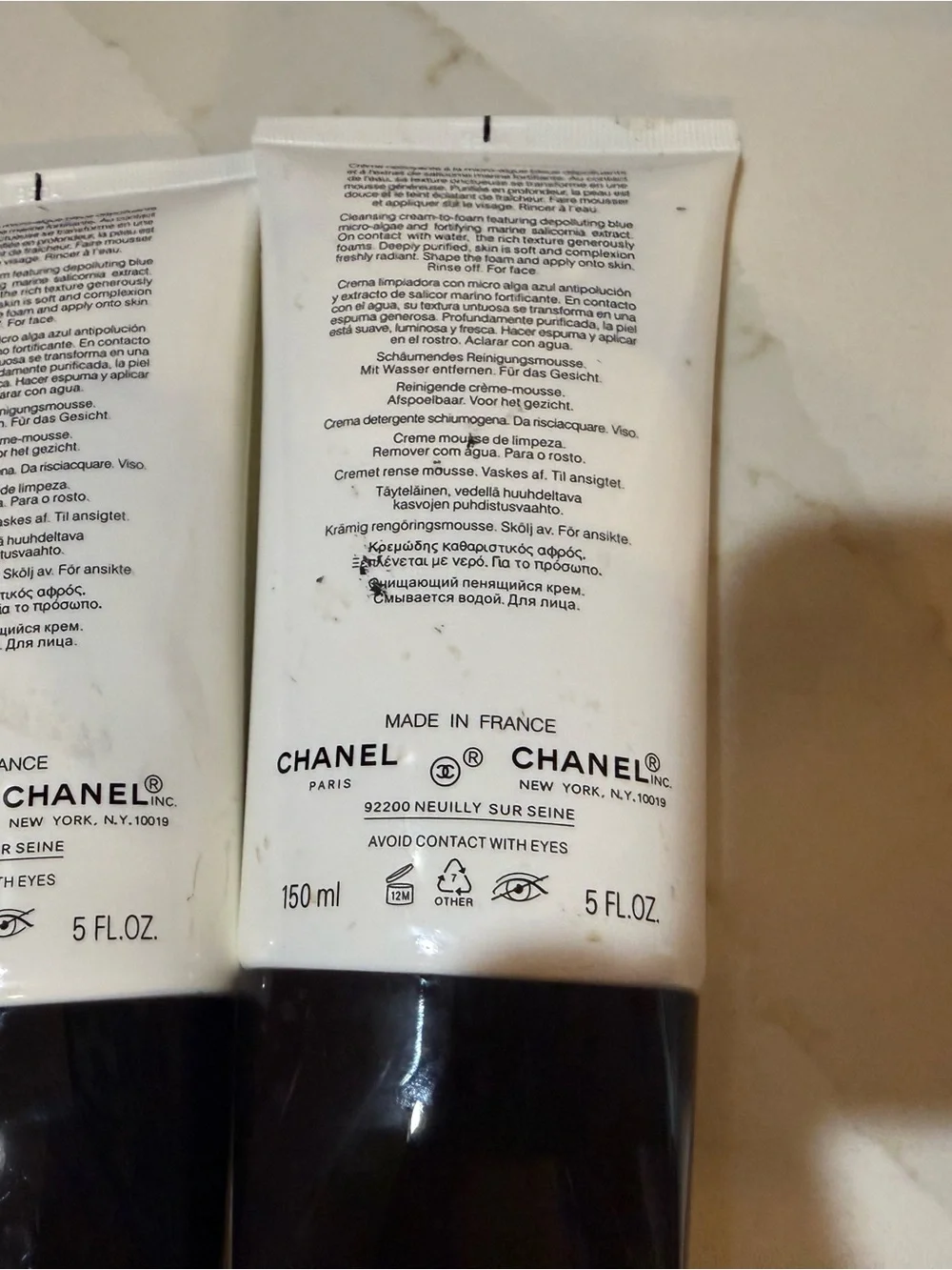 CHANEL La Mousse Cleansing Cream-to-Foam – White & Black